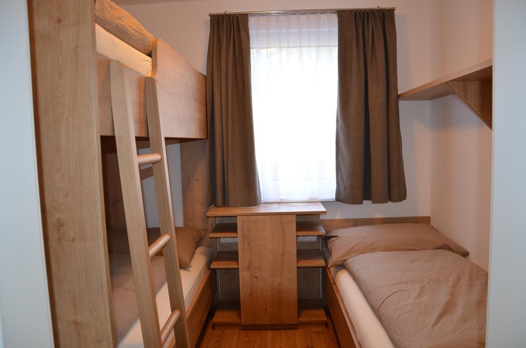 Apartment Haus Van Der Leij Russbach am Pass Gschütt Camera foto