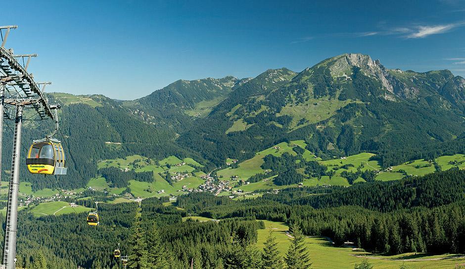 Apartment Haus Van Der Leij Russbach am Pass Gschütt Esterno foto